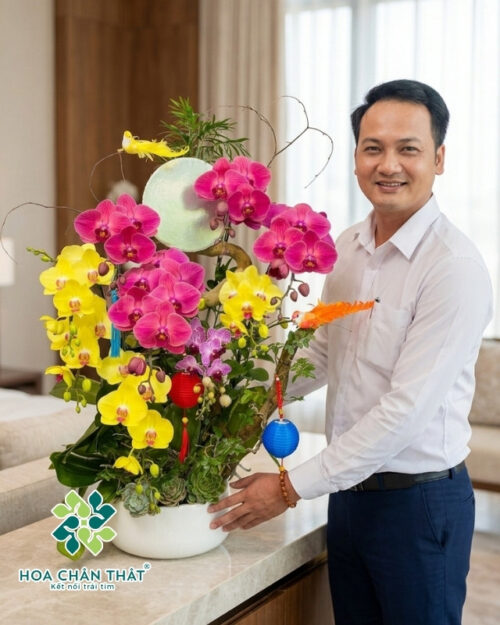 Chậu Lan Hồ Điệp 8 Cành – Vinh Hoa Đoàn Viên
