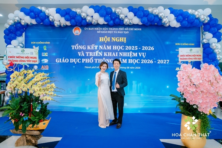 Hoa Chân Thật trân trọng đồng hành cùng Sở Giáo dục và Đào tạo TP.HCM tại Hội nghị tổng kết năm học 2025 – 2026 Hoa Chân Thật hân hạnh đồng hành cùng Sở Giáo dục và Đào tạo TPHCM